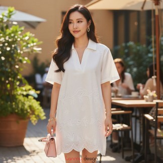 Váy chui cổ đức xẻ V thêu bô đê 